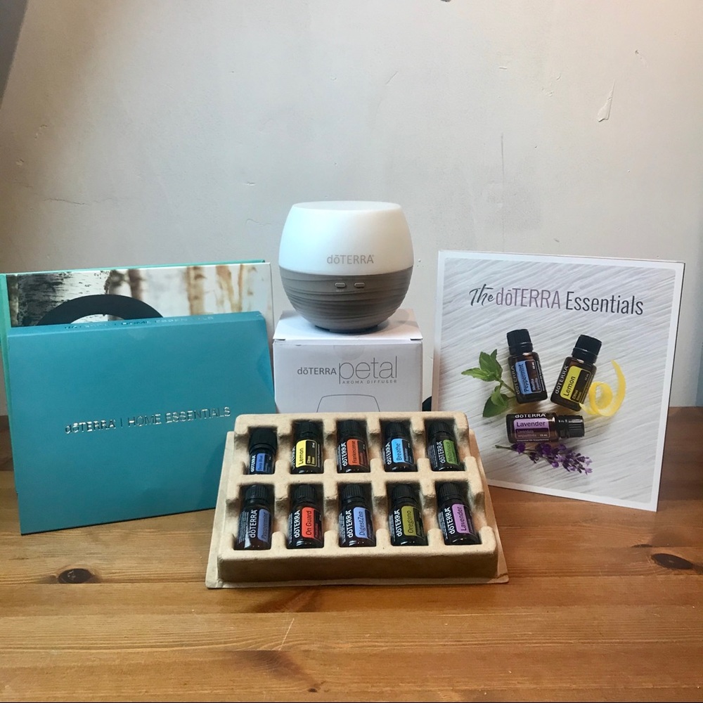 Doterra Essential Oils Kit with Petal Diffuser
